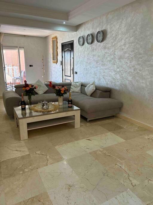 Appartement Haut Standing 3 Chambres Avec Terasse Quartier Gueliz Hivernage A Marrakech I19 Марракеш Екстер'єр фото