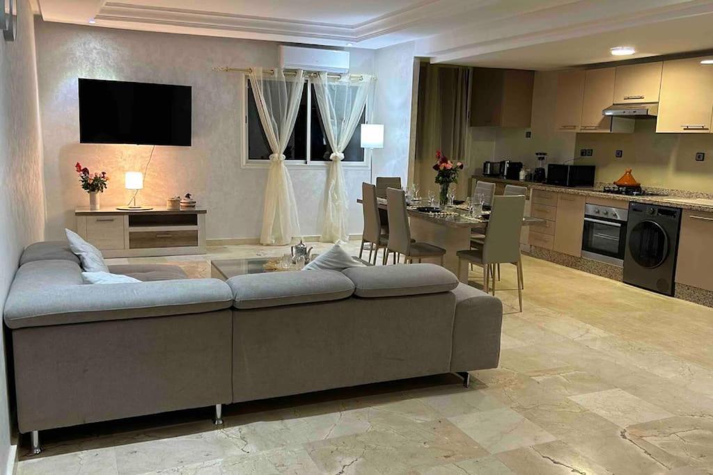 Appartement Haut Standing 3 Chambres Avec Terasse Quartier Gueliz Hivernage A Marrakech I19 Марракеш Екстер'єр фото