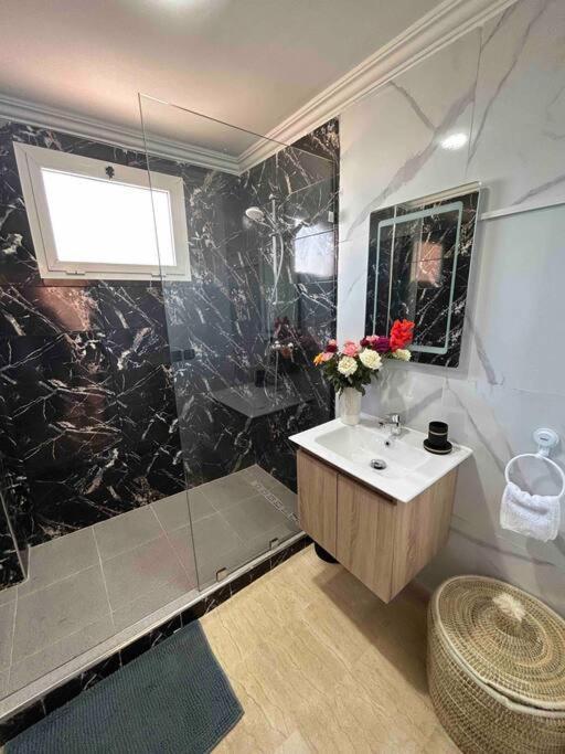 Appartement Haut Standing 3 Chambres Avec Terasse Quartier Gueliz Hivernage A Marrakech I19 Марракеш Екстер'єр фото